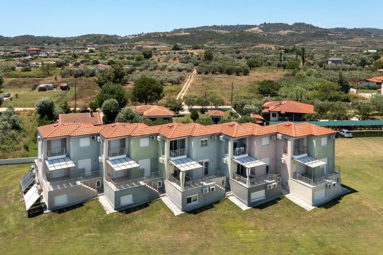 Palm Tree Maisonettes #Feelslikehome Ormos Panagias Exterior photo